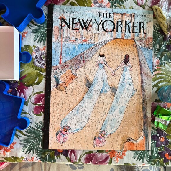 The New Yorker Wedding Season Puzzle 500 Pieces Bary Blitt Two Brides on Bridge - Picture 12 of 16